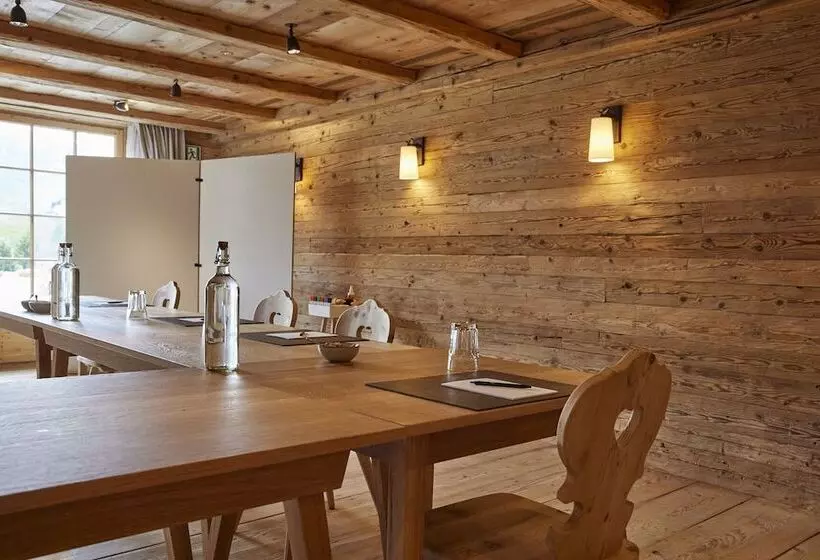 Hotelli Berghuus Radons Gastro Ag