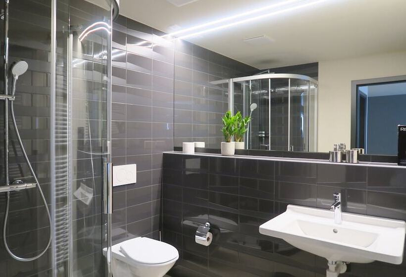 בית מלון כפרי De Ville De La Brévine