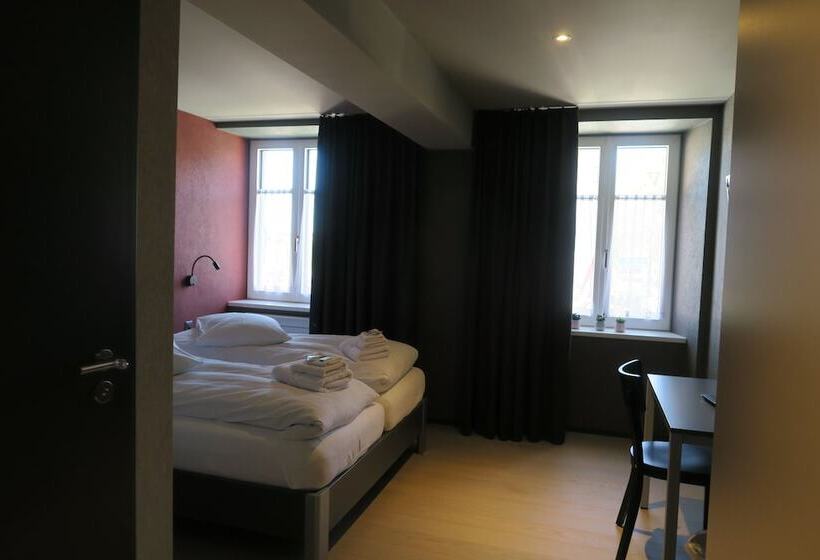 בית מלון כפרי De Ville De La Brévine