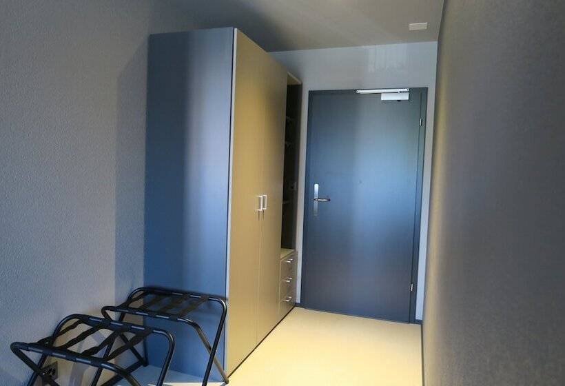 בית מלון כפרי De Ville De La Brévine