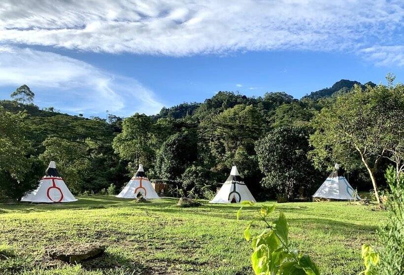 ホテル Refugio Del Bosque Glamping