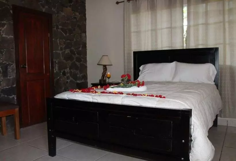 Hotelli Hostal Doña Consuelo