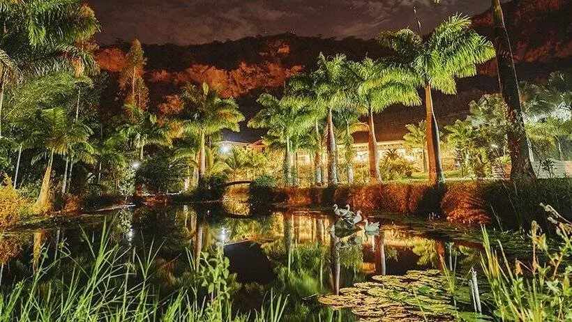 ホテル Inti Kamari Wellness Lodge Retreat Center & Farm