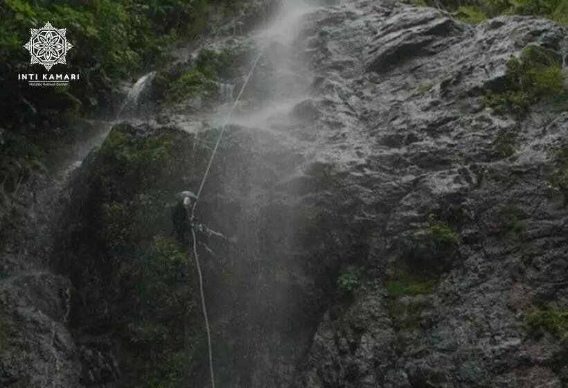 ホテル Inti Kamari Wellness Lodge Retreat Center & Farm