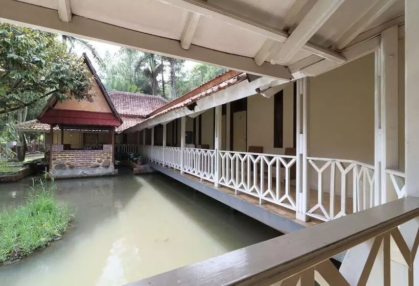 Hotelli Kampung Pa Go Resort