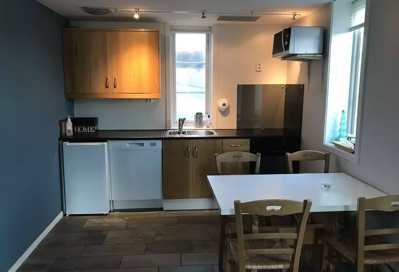 ホテル Knarren Brygge