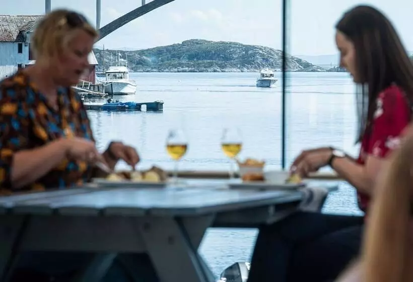 ホテル Knarren Brygge