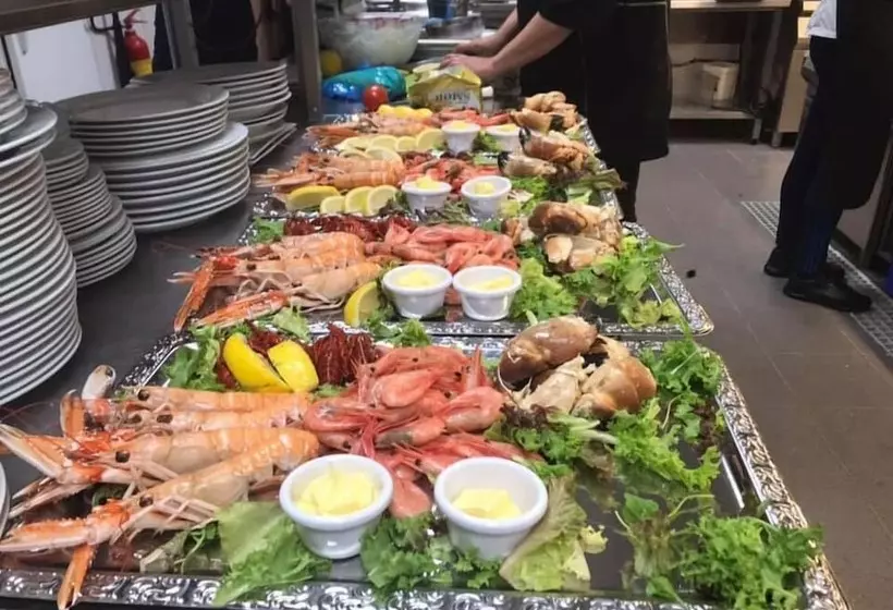 ホテル Knarren Brygge