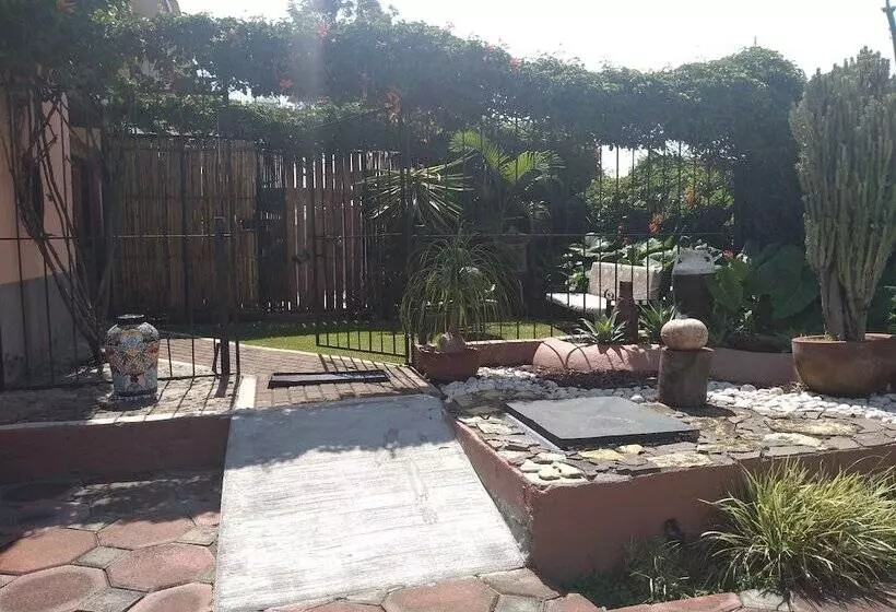 Hotelli La Casa Del Volcan