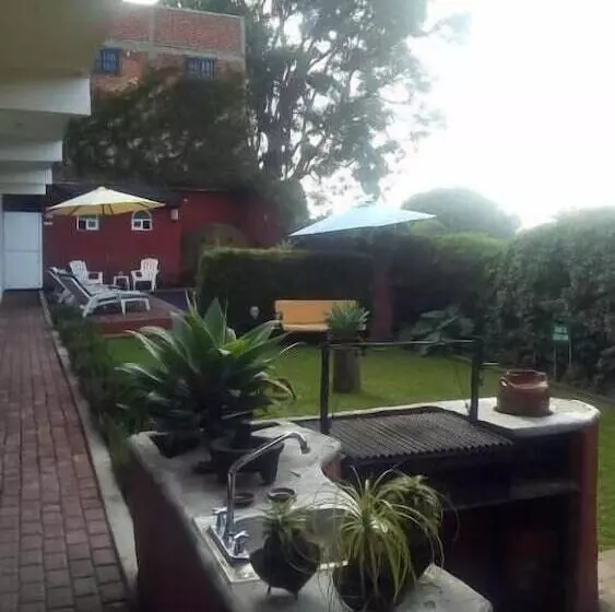 Hotelli La Casa Del Volcan