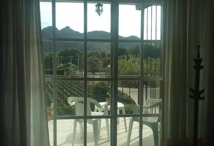 Hotelli La Casa Del Volcan