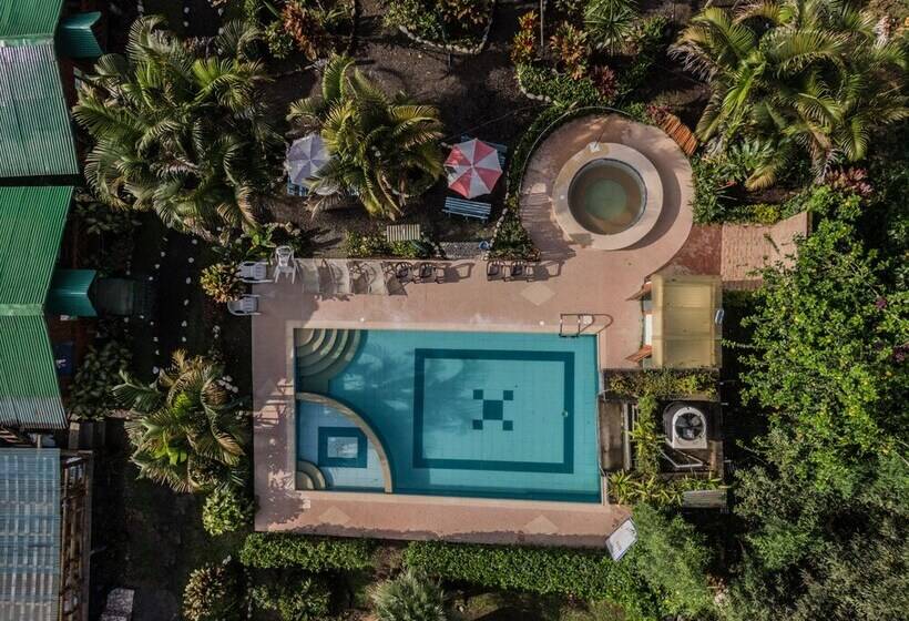 Hotel Mindo Glambird Glamping & Lodge