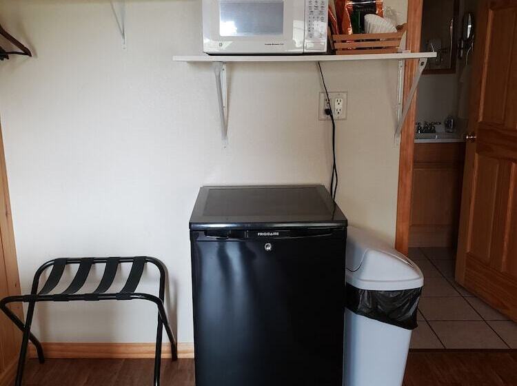 בית מלון כפרי Lena S Northern Pines Resort