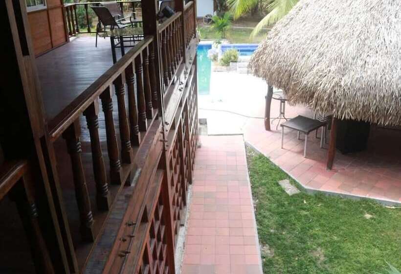 Отель Rancho Alegre