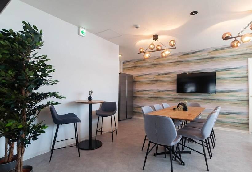 Отель Rusutsu Grand Cabin