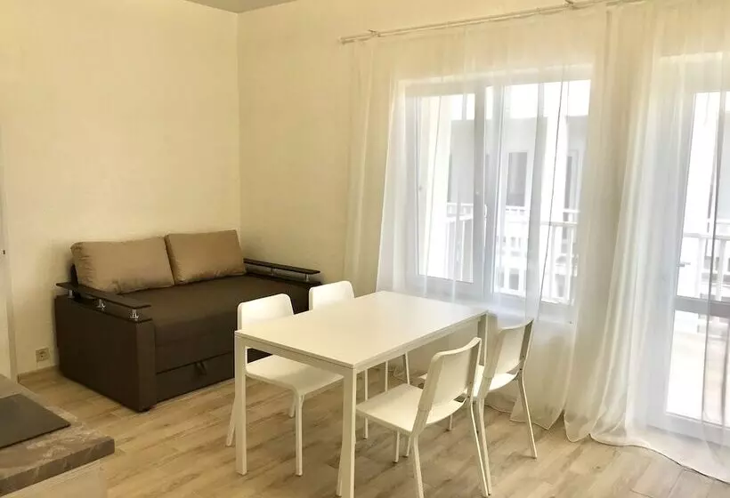 Hotelli Sunny Zatoka