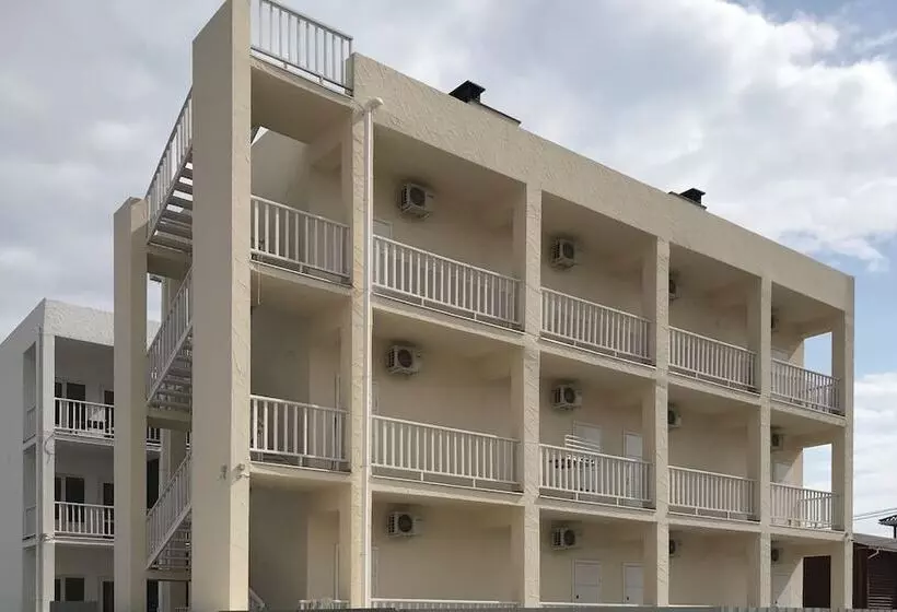 Hotelli Sunny Zatoka