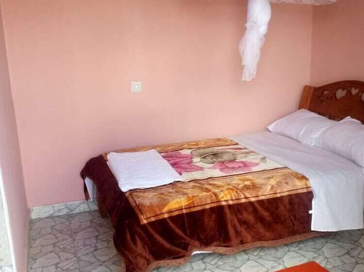 پانسیون Gilcliff Resort Adults Only