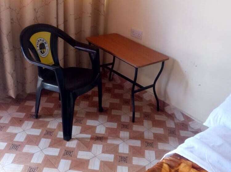 پانسیون Gilcliff Resort Adults Only