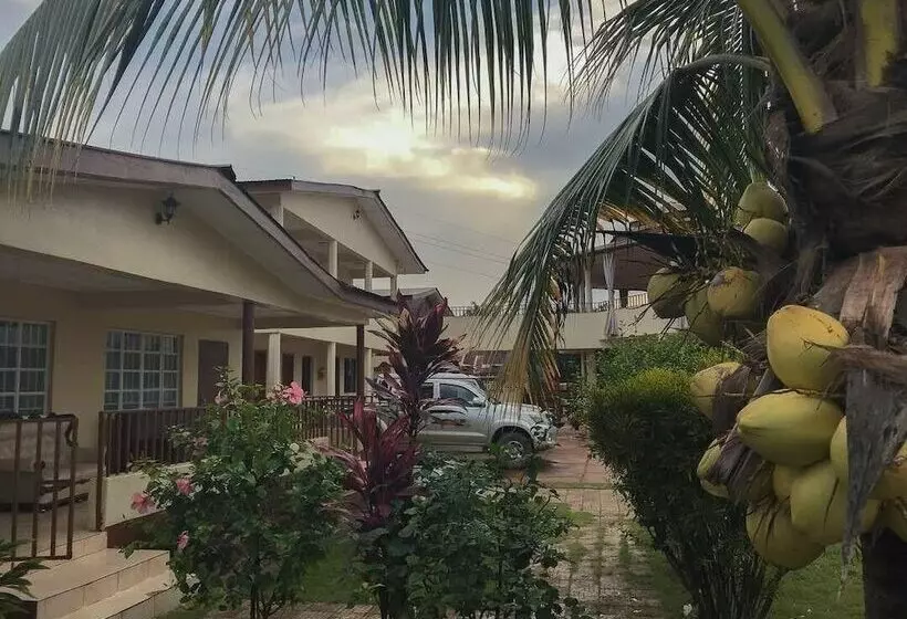 پانسیون Paloma Guest House & Restaurant