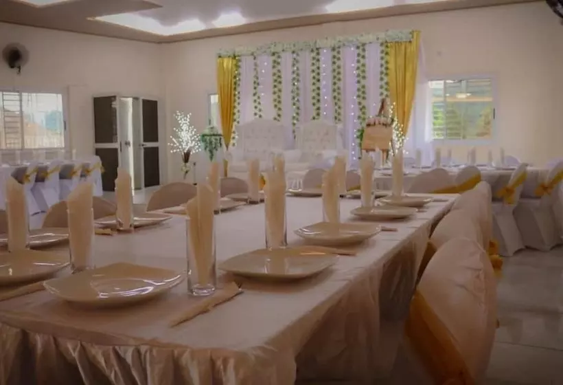 پانسیون Paloma Guest House & Restaurant