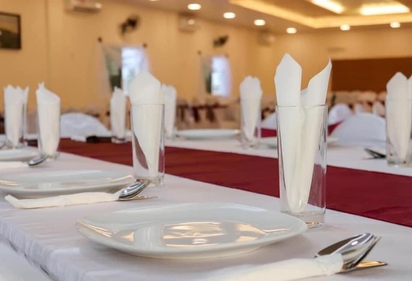 膳宿费 Paloma Guest House & Restaurant