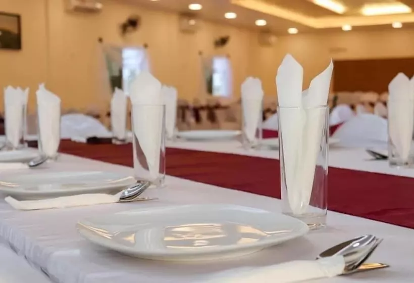 پانسیون Paloma Guest House & Restaurant