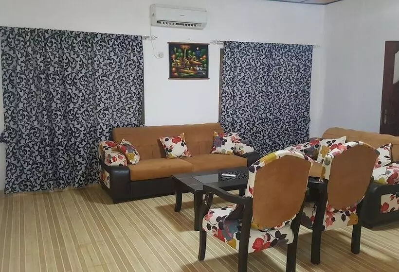 پانسیون Paloma Guest House & Restaurant