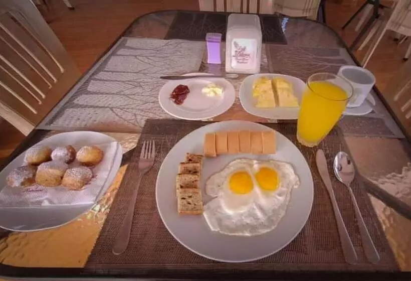 پانسیون Paloma Guest House & Restaurant