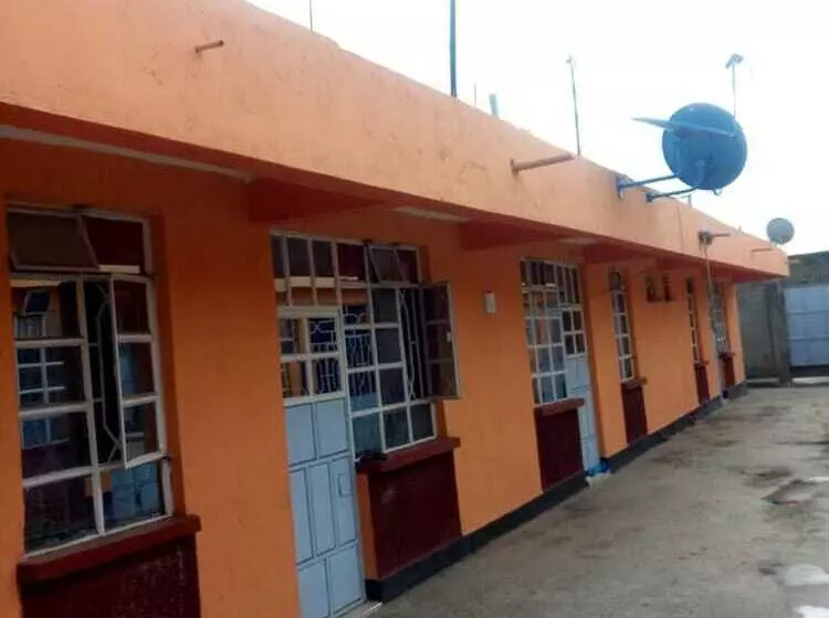 پانسیون Pewa Guest House