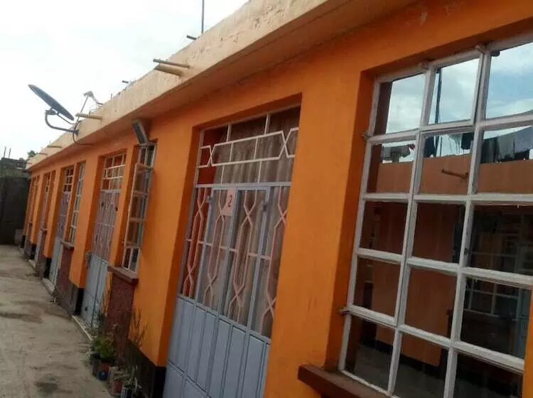 پانسیون Pewa Guest House