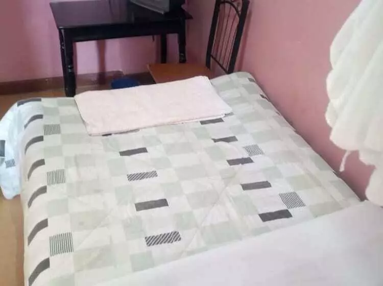 پانسیون Pewa Guest House