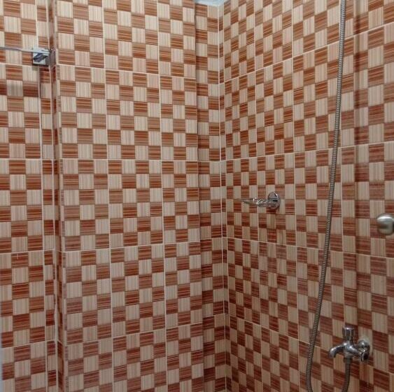 بنسيون Serge Kafe Apartelle