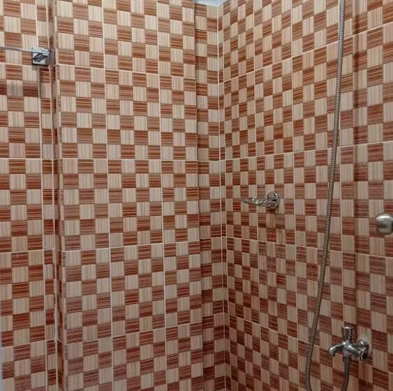 Majatalo Serge Kafe Apartelle