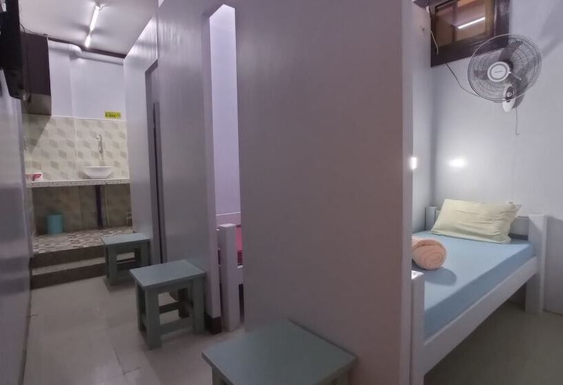 بنسيون Serge Kafe Apartelle