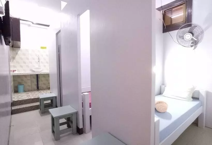 Majatalo Serge Kafe Apartelle