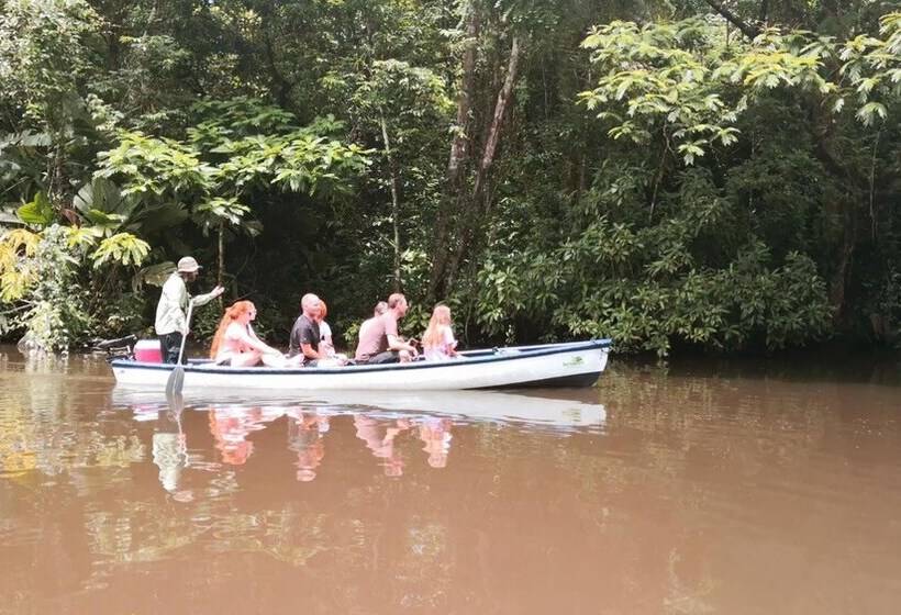 پانسیون Tortuguero Adventures Guesthouse