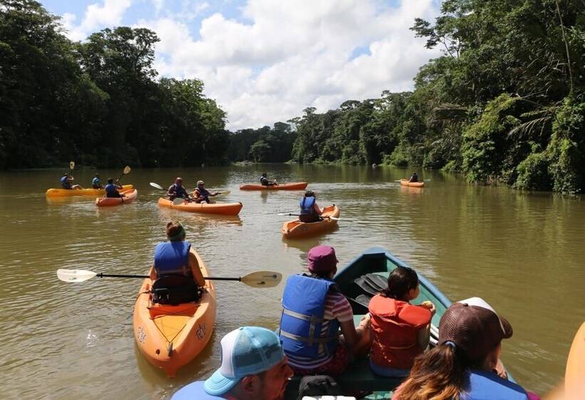 پانسیون Tortuguero Adventures Guesthouse