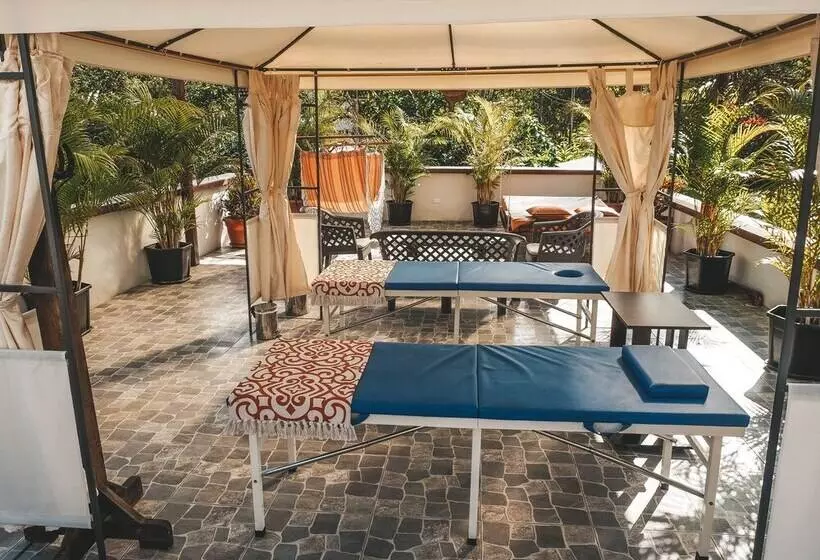 پانسیون Toucan Platinum Suites Apart