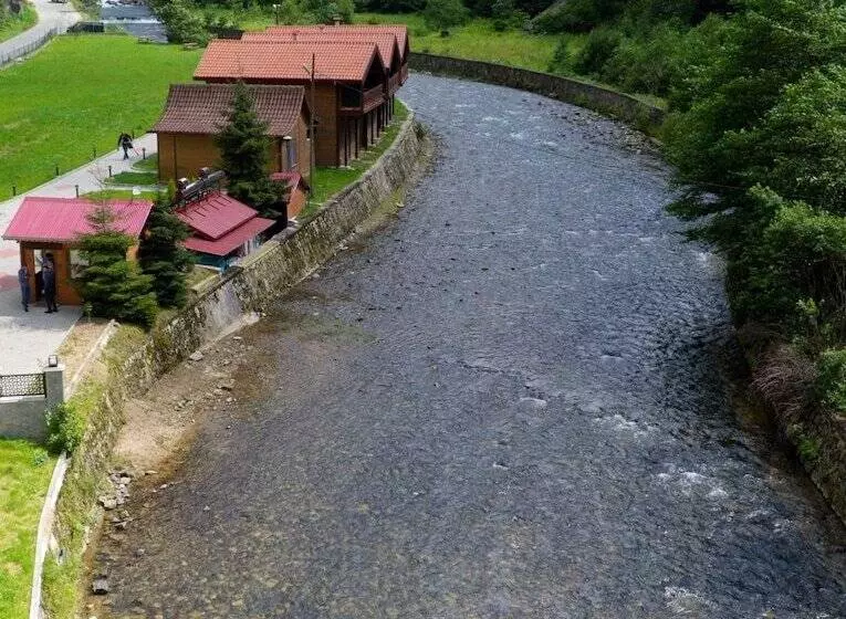 Raha Villa Bungalow