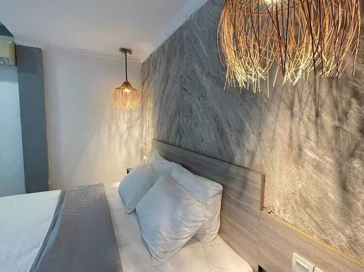 The Jungle Hostel Canggu