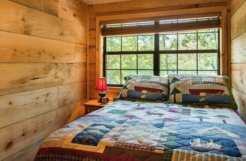 Bear Hollow Cabin With Hot Tub Minutes Away From Beavers Bend State Park And Broken Bow Lake By Reda