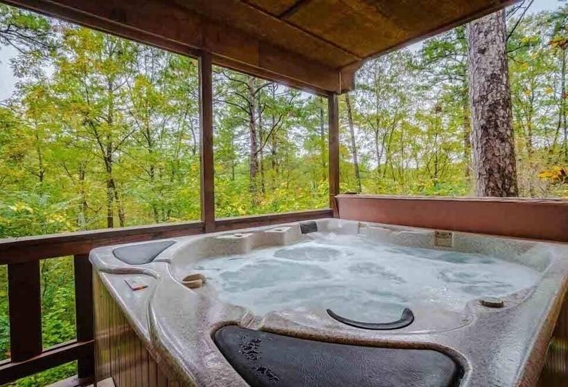 Crooked Pine Cabin With Swing And Hot Tub On The Deck By Redawning