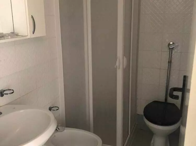 Hostelli Kartibubbo Beach Resort