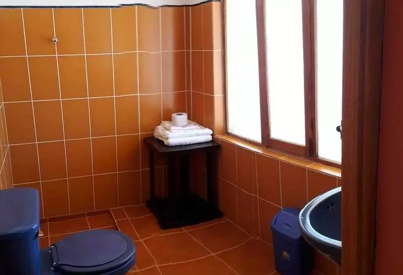 Hostal Tawri
