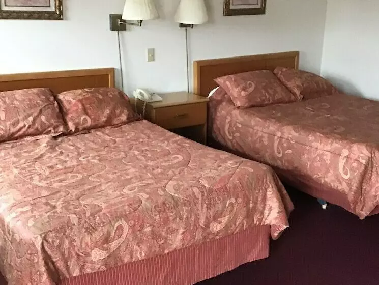 簡易ホテル Windwood Fly In Resort