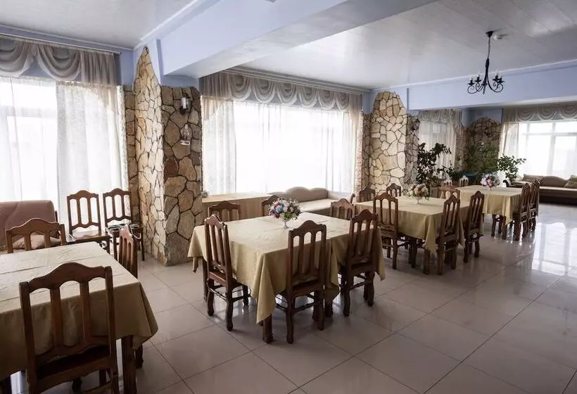 ホテル Avtokemping Saratov