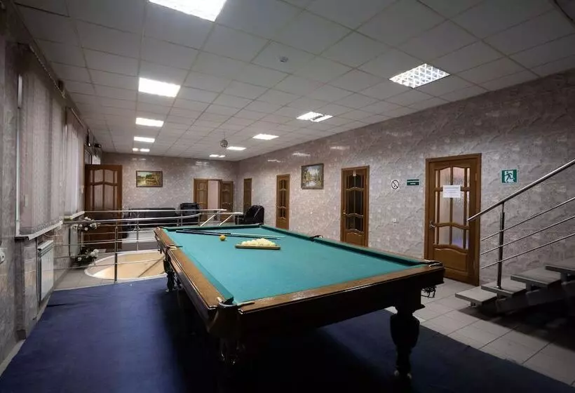 ホテル Avtokemping Saratov