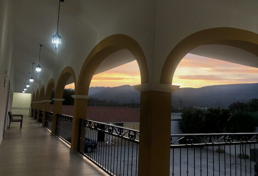 فندق Casa Blanca