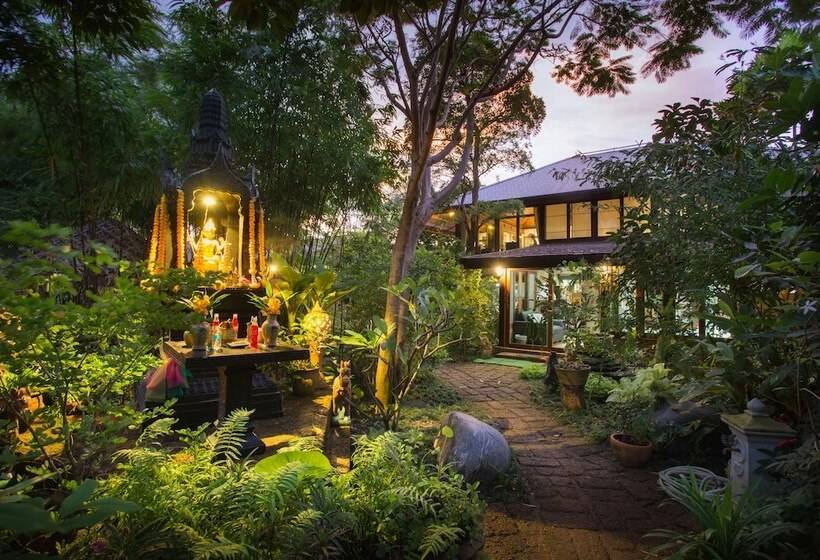 Hotel Cattani S Riverside Home